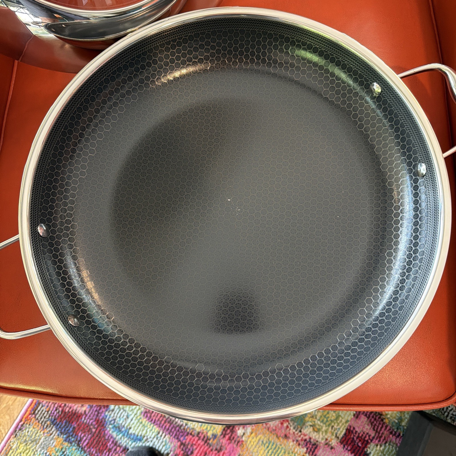 VERY NICE USED! HexClad Hybrid Nonstick 14″ Wok Stainless Steel Lid OPEN BOX