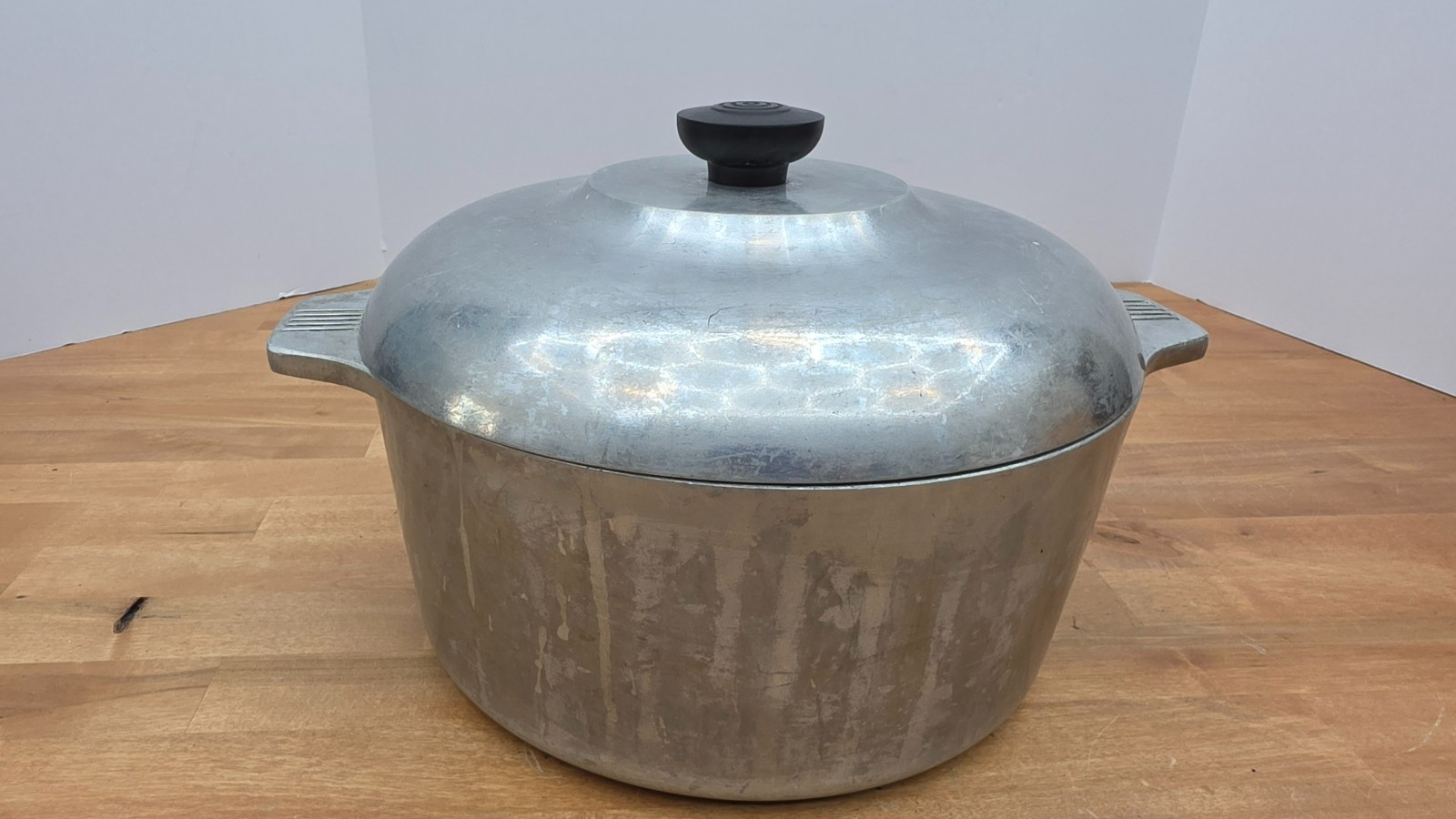 Magnalite Classic 5-Quart Dutch Oven with Lid – Vintage Aluminum Cookware