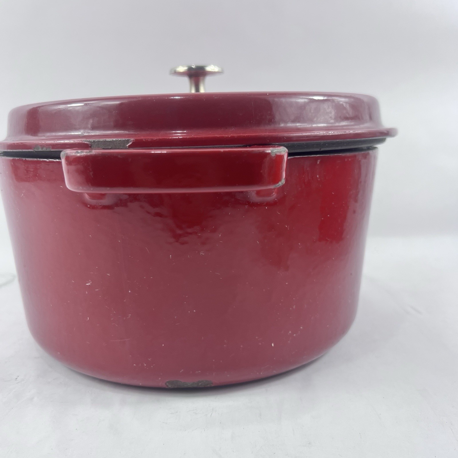 STAUB La Cocotte Deep Red Cast Iron Dutch Oven 4-qt Round #26 France