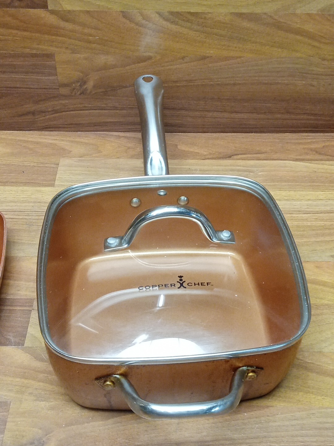 Copper Chef 2 Square 9.5″ Fry Pans, 1 Lid, Cookbook, 2 Knives, Fry Basket LOT