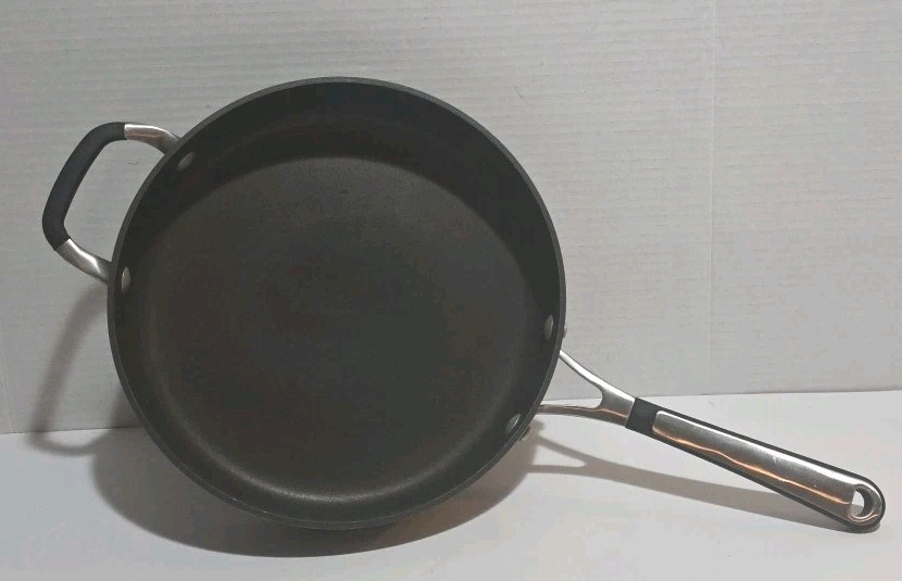 Select By Calphalon 3QT. Frying Pan W/Lid 5003