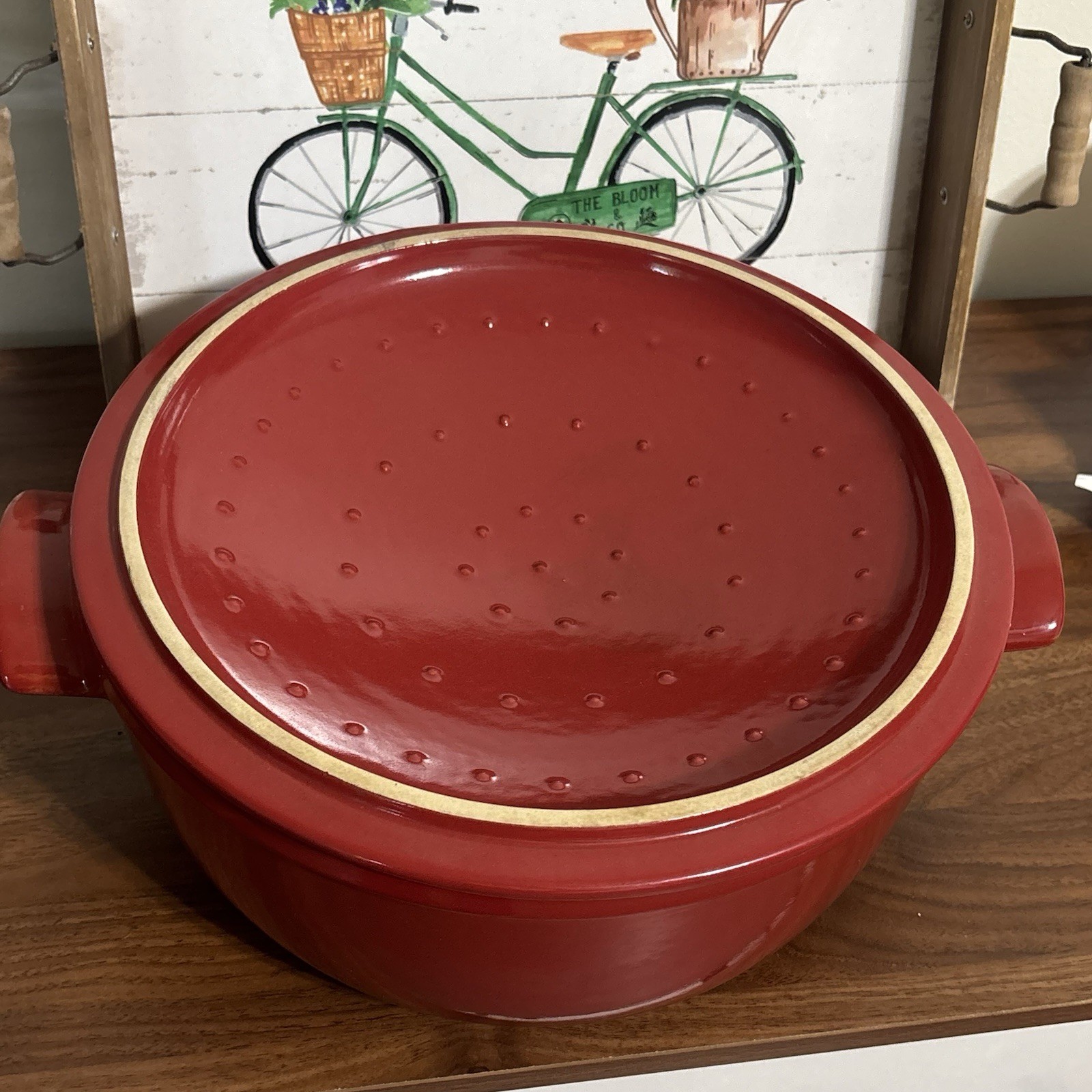 Emile Henry Flame Ceramic 4.2 qt Cocotte Stew Pot Round Dutch Oven Baker Red