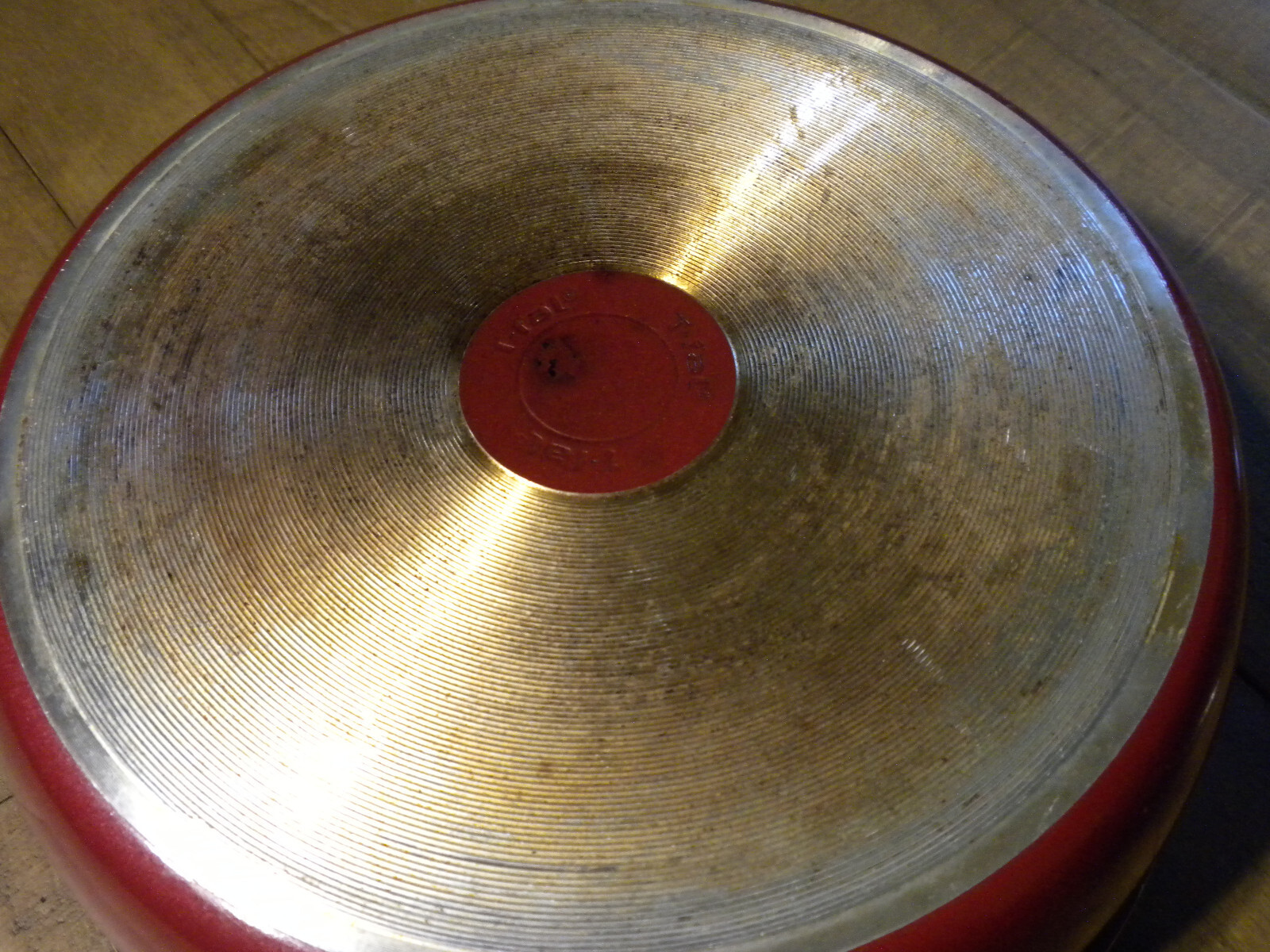 Large 11″ x 3-1/2″ T-Fal Tfal Red 2 Handle Pan With Clear Glass Vent Hole Lid