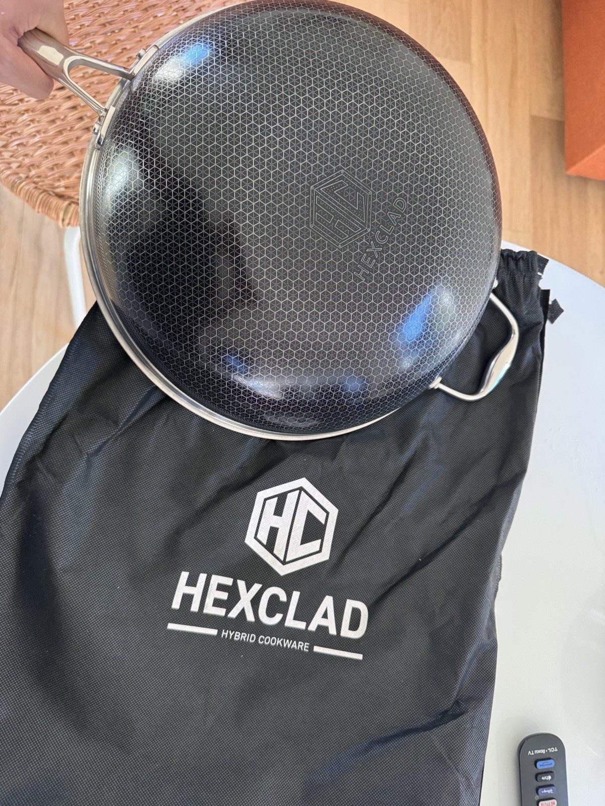 Brand New Hexclad Nonstick 12 Inch Wok