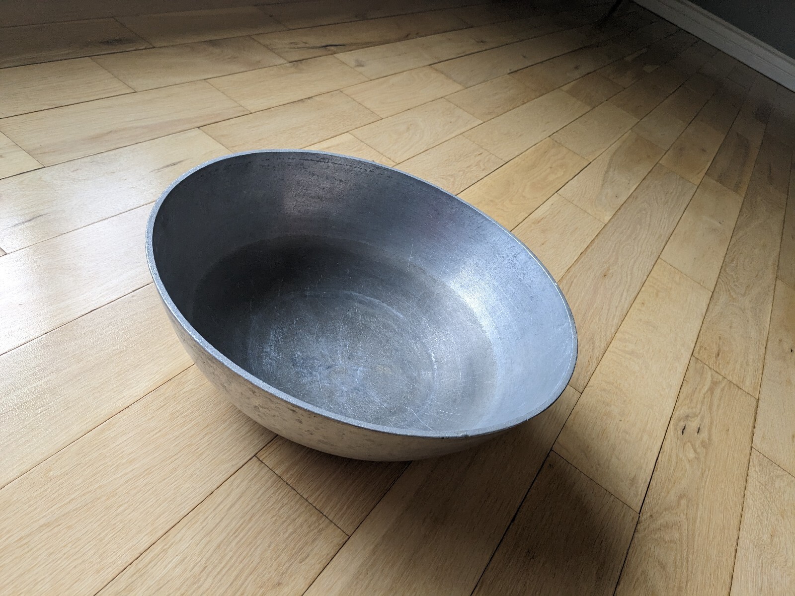 Contemporary Hard Anodized Solid Heavy Guage Aluminum Wok 6 Qt. 2.4 lb. 13x5x.5″