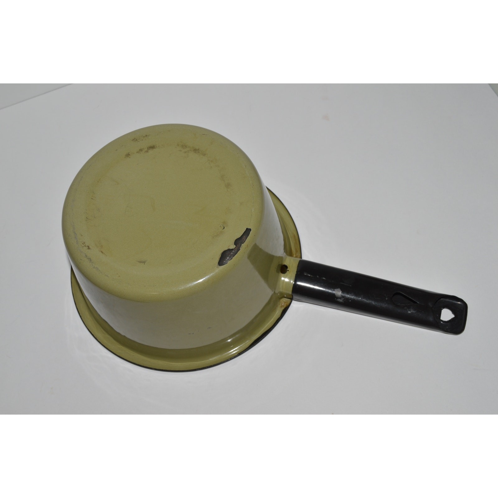 Vintage Set of 3 Avocado Green Enamel Saucepan, 1970s Kitchen, Metal Saucepans
