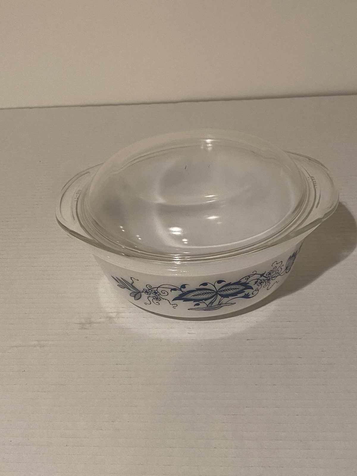 Vintage Glasbake Casserole Dish J235 Milk Glass Jeanette Blue Onion Flower 1 Qt