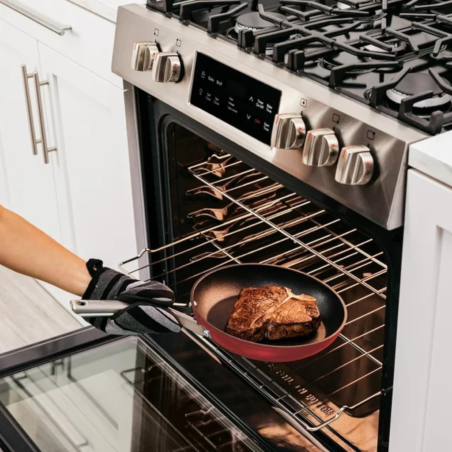 Ninja FG551 Foodi Smart XL 6-in-1 Indoor Grill with Roast, Bake, Broil, Air Fry