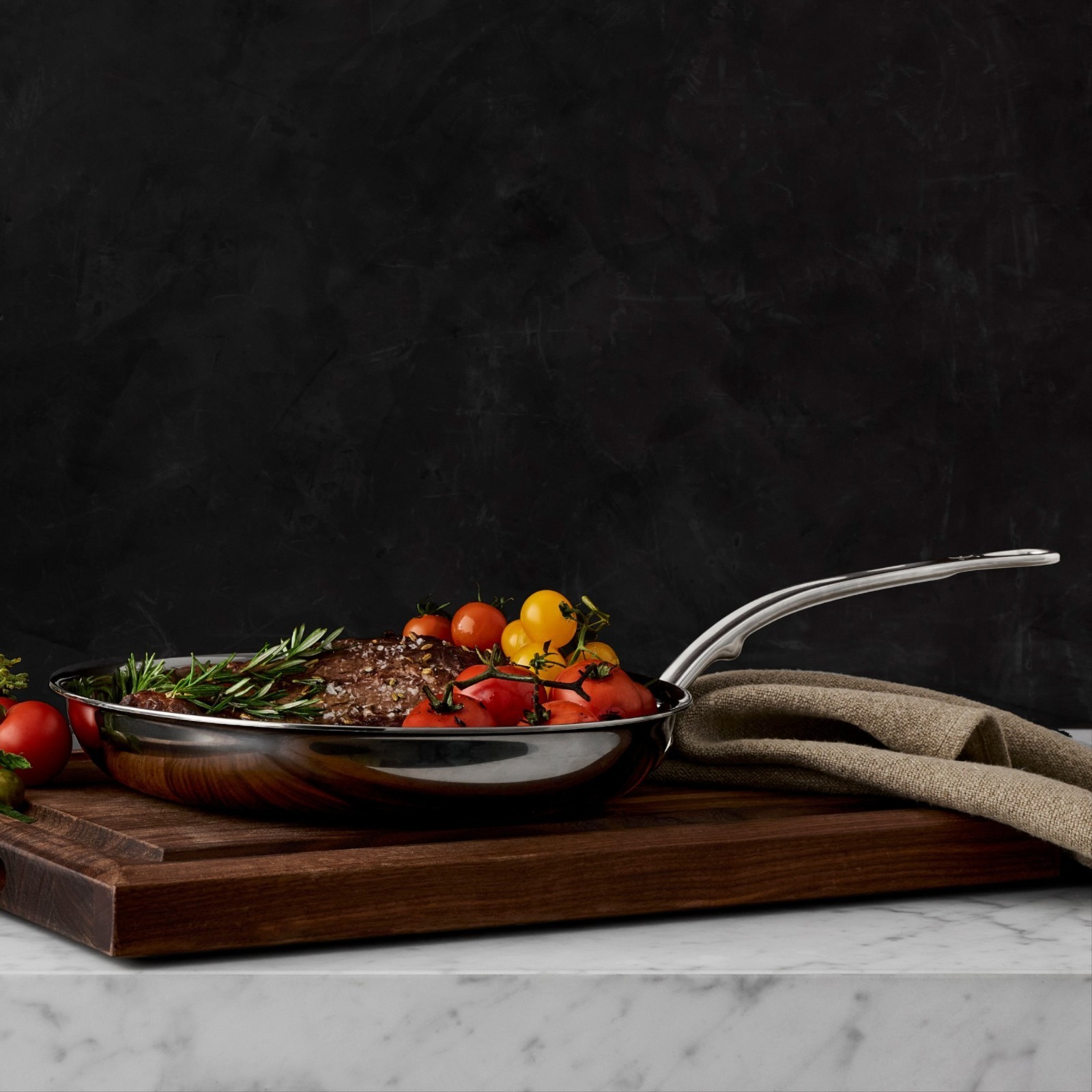 NEW Hestan NanoBond Titanium Stainless Steel Skillet Fry Pan 8.5″ -NO IMPORT FEE