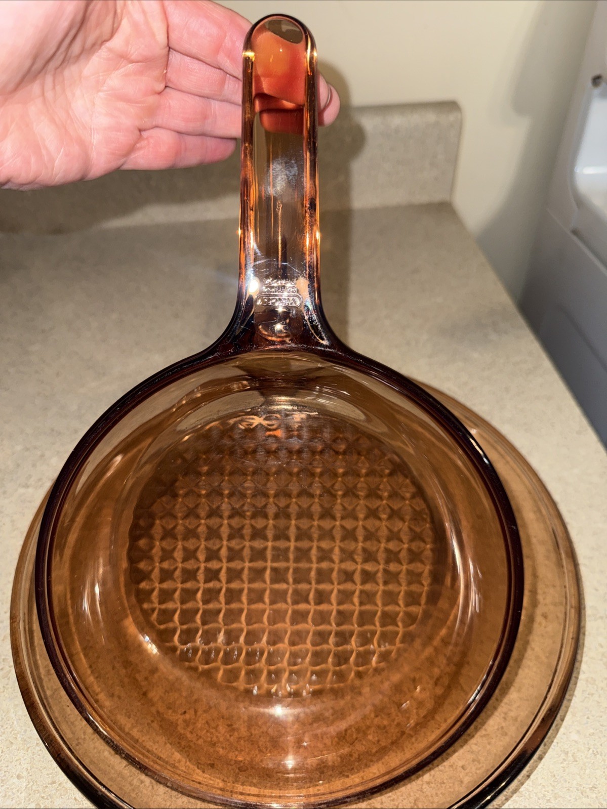 2 -Corning Ware Visions Amber Pyrex Glass 10 & 7″ Waffle Bottom Fry Pan Skillet