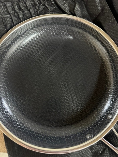 HexClad Hybrid 7-Piece Cookware Fry Pan Set 8” 10” 12” Inch W/ Lids & 12” Wok