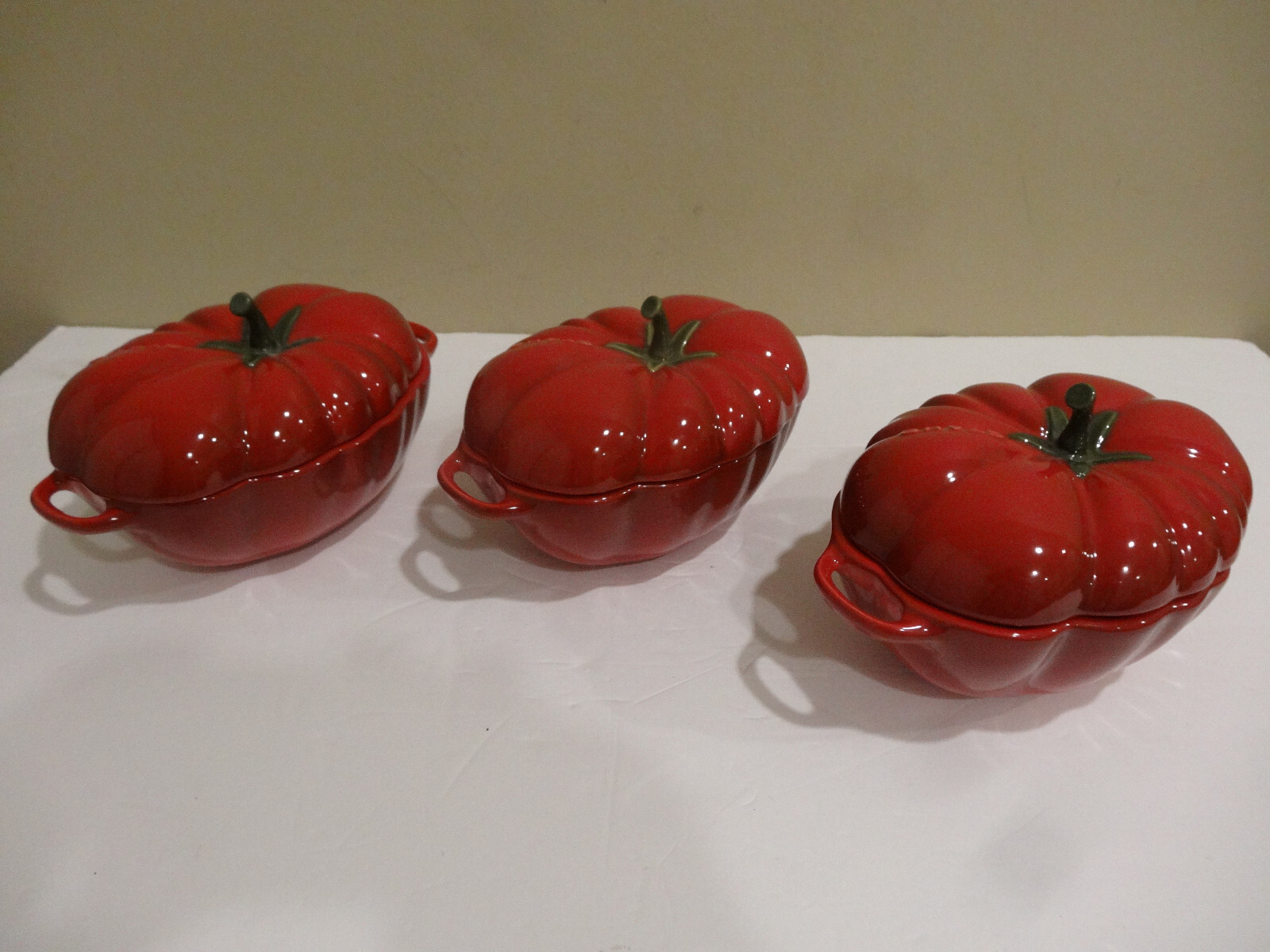 Staub Tomato Cocotte Cherry 16 oz Set of 3