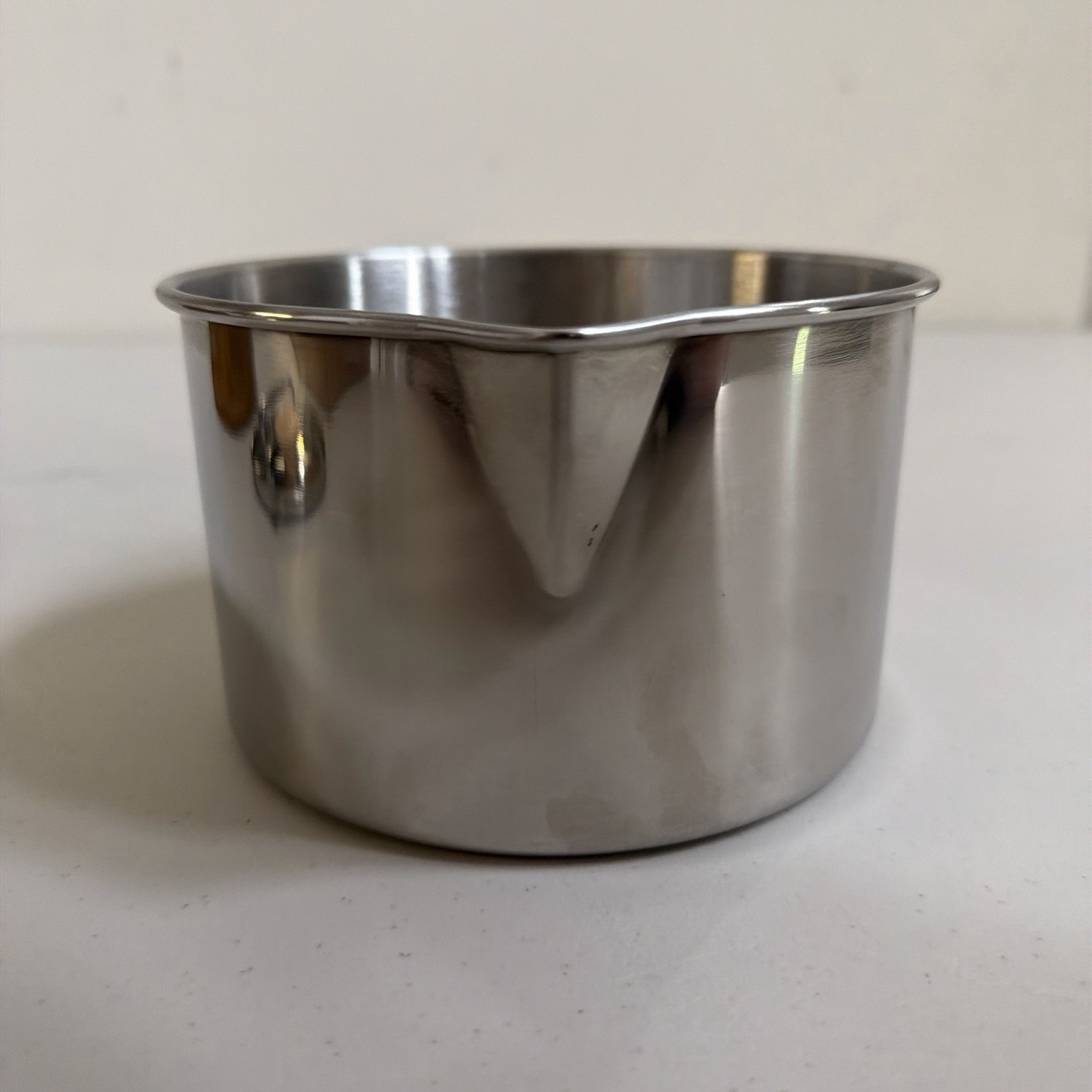 Stainless Steel 1.2L Saucepan w/ Lid, Double Handle, Silver Round