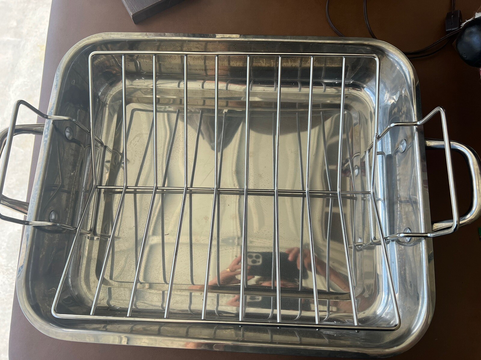 WOLFGANG PUCK Stainless Steel Roaster w/V Shaped Raised Rack 16.5 x 14 x 3″