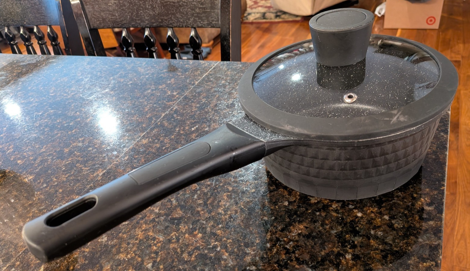 D&W Deane & White Saucepan 1.9qt NonStick W/Lid 7” / Black