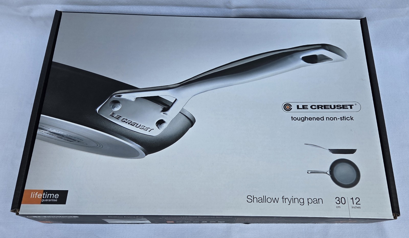 Le Creuset Toughened Nonstick 30cm 12-Inch Shallow Frying Pan – New