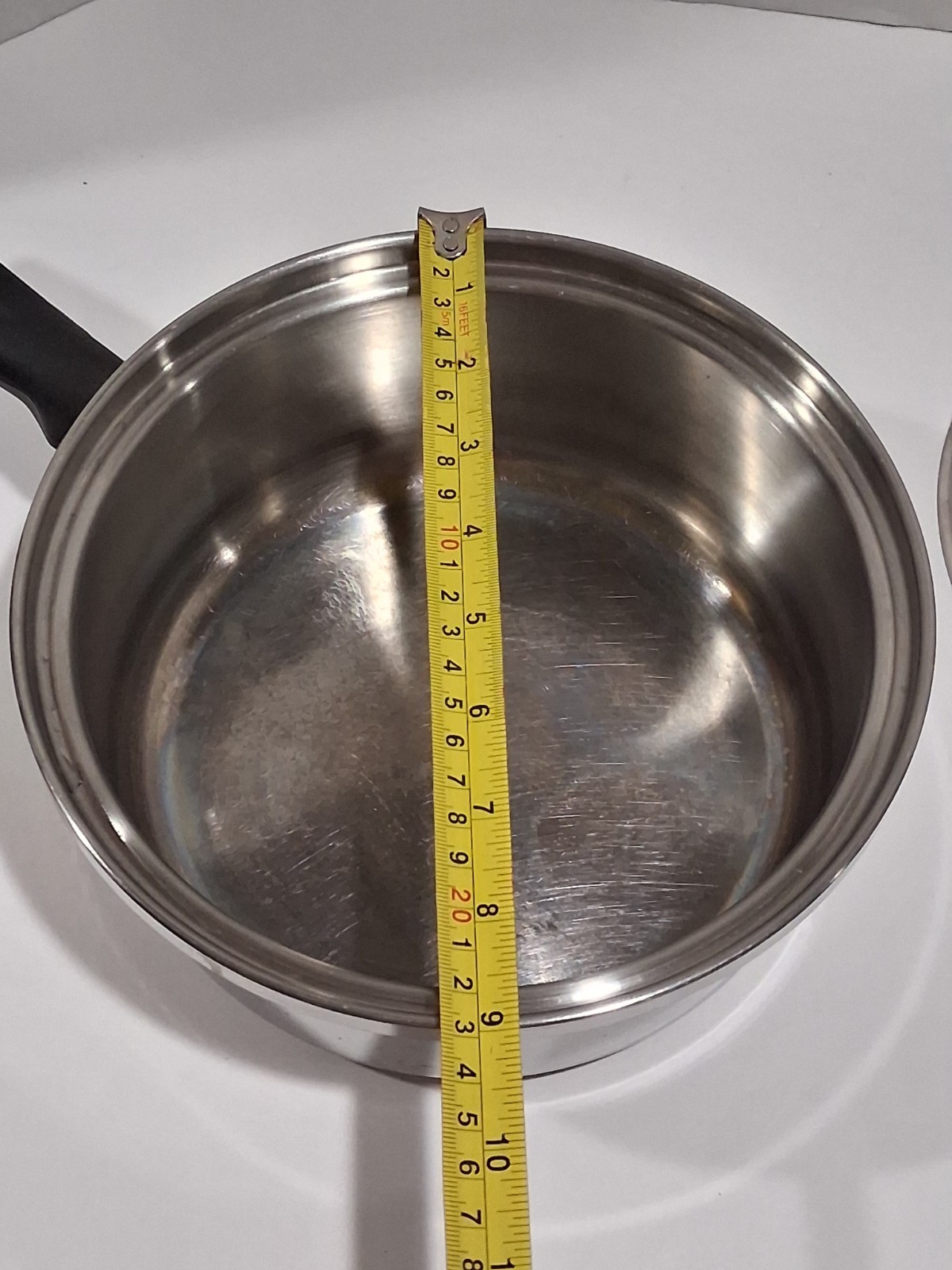 Maxam 2000 Multi Ply Surgical SS Cookware 2.5 Quart Waterless Sauce Pan Lid