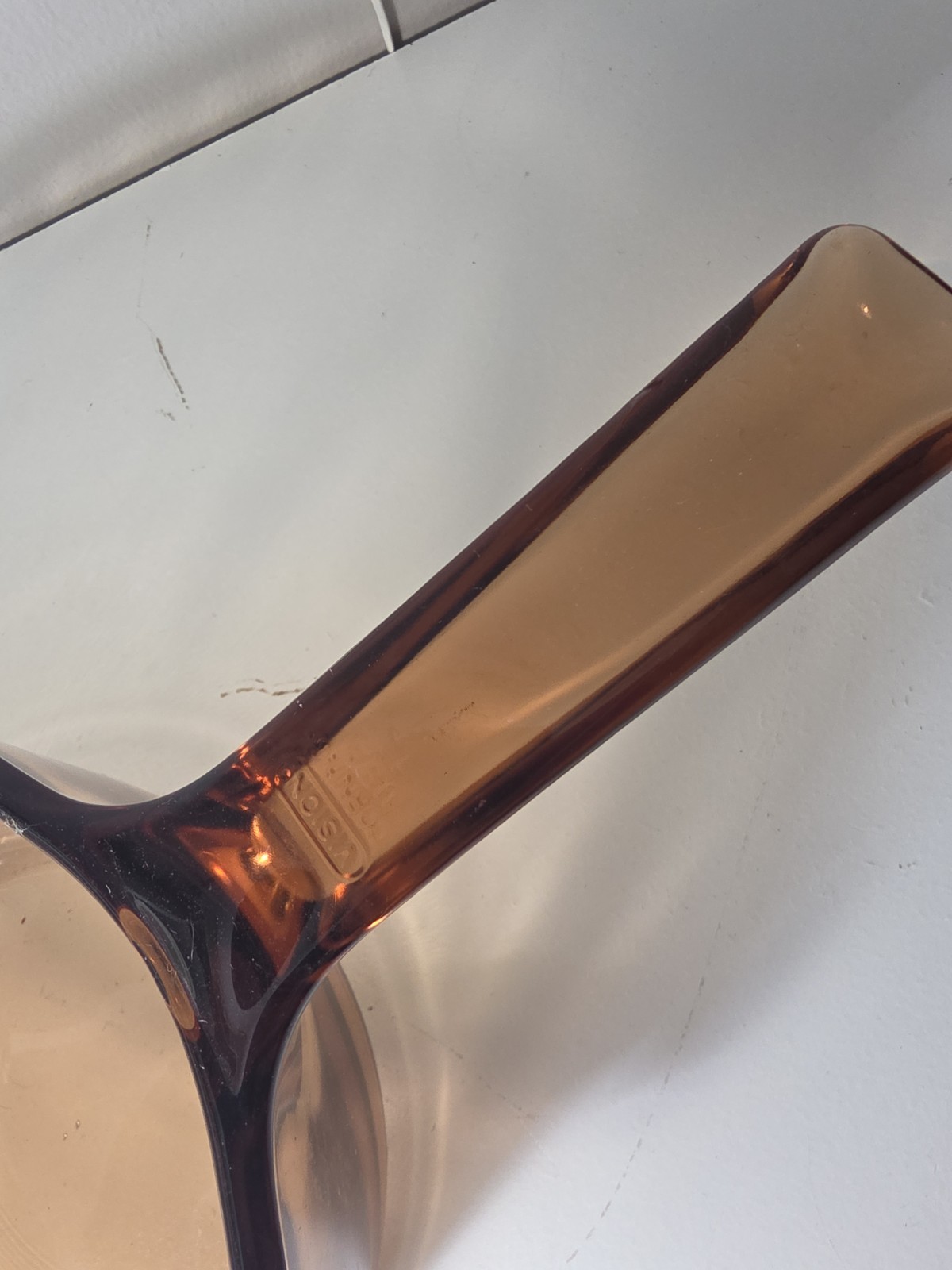Vintage Pyrex Corning Vision Ware Amber 1L Glass saucepan w/ Spout no lid used