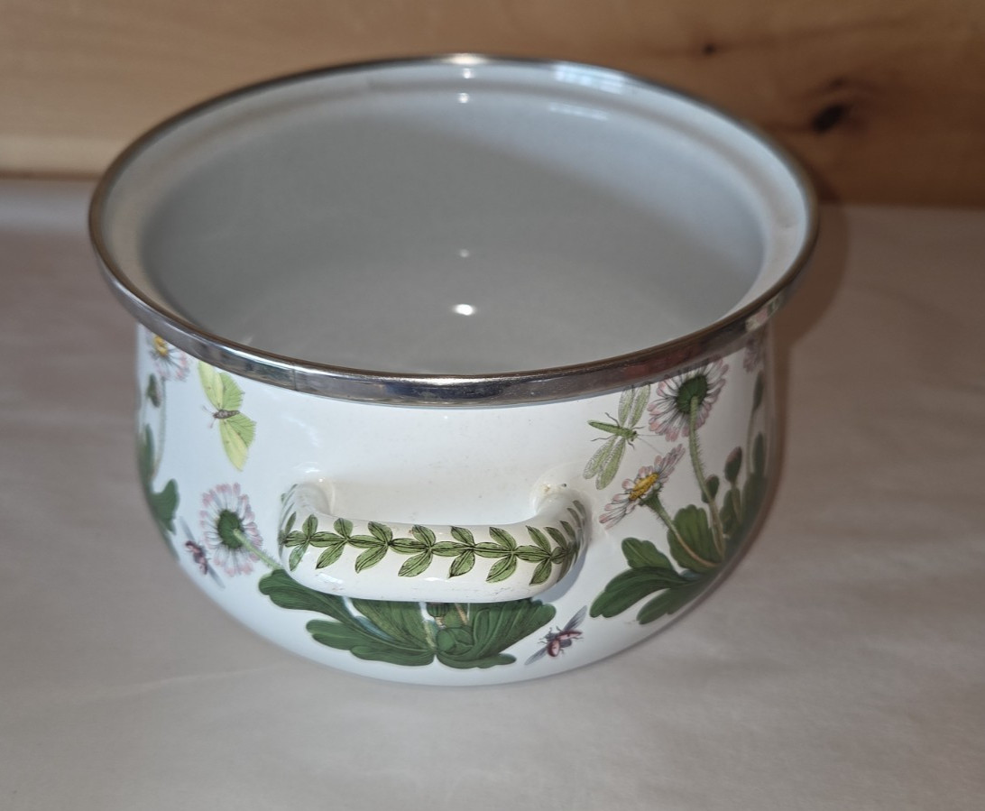 Portmeirion Botanic Garden Daisy 2 Quart Enamelware Casserole w/Lid Very Good!