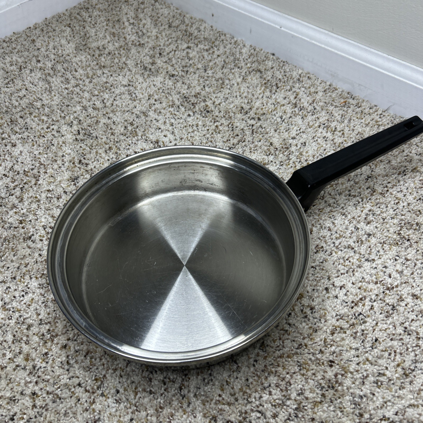 Royal Prestige 9 Inch 7 Ply SS Titanium Copper Silver Alloy Sauce Pan No Lid