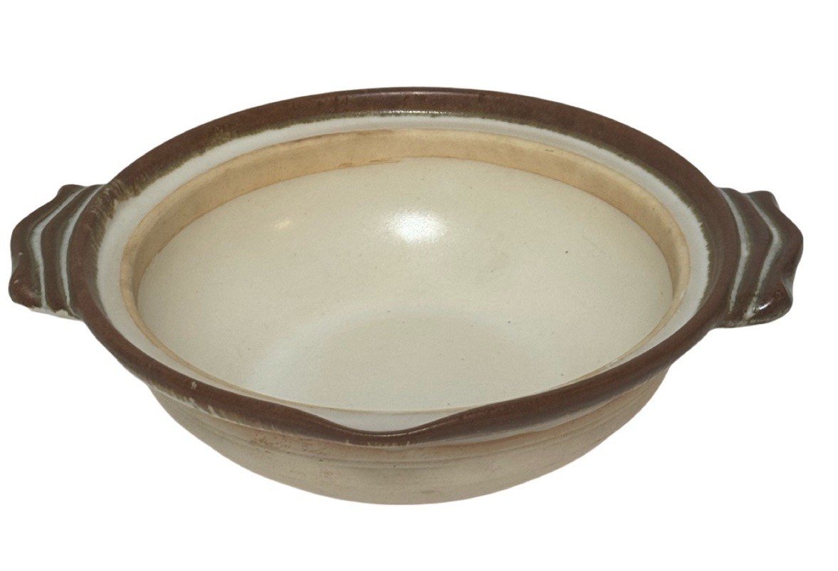 Japanese Donabe Clay Hot Pot Cherry Blossom Design Earthenware 7.5” Made Japan