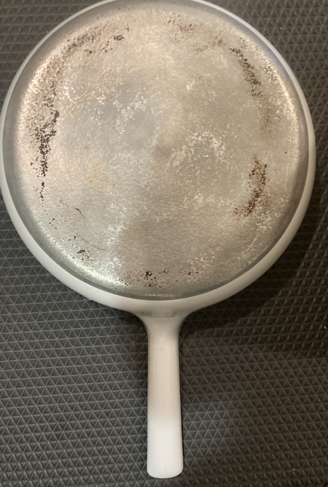 Corning Ware Range Topper N 10B Frost White with lid- 10 inch skillet