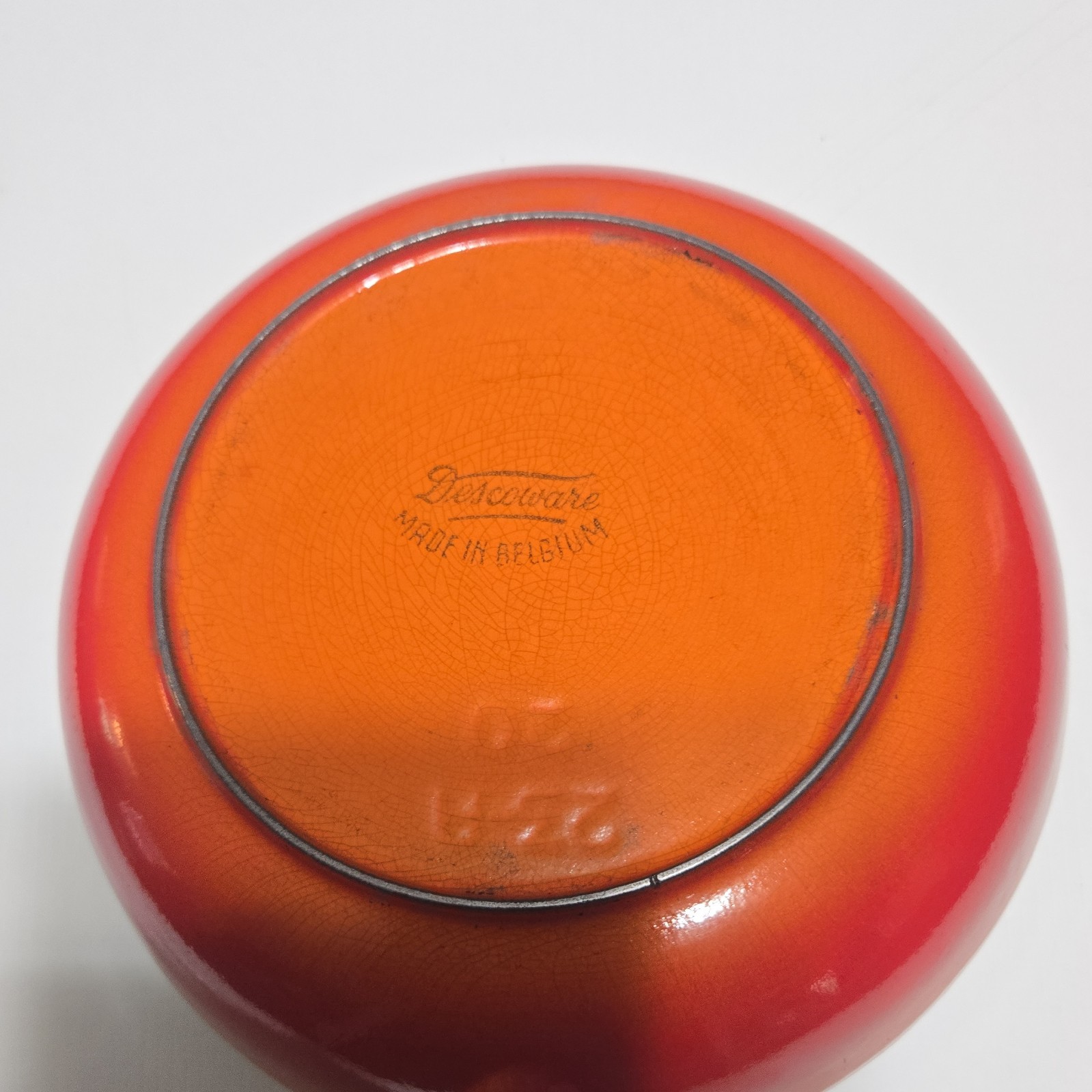 Descoware Cast Iron Enamel Frying Pan Orange/Red Round Wood Handle