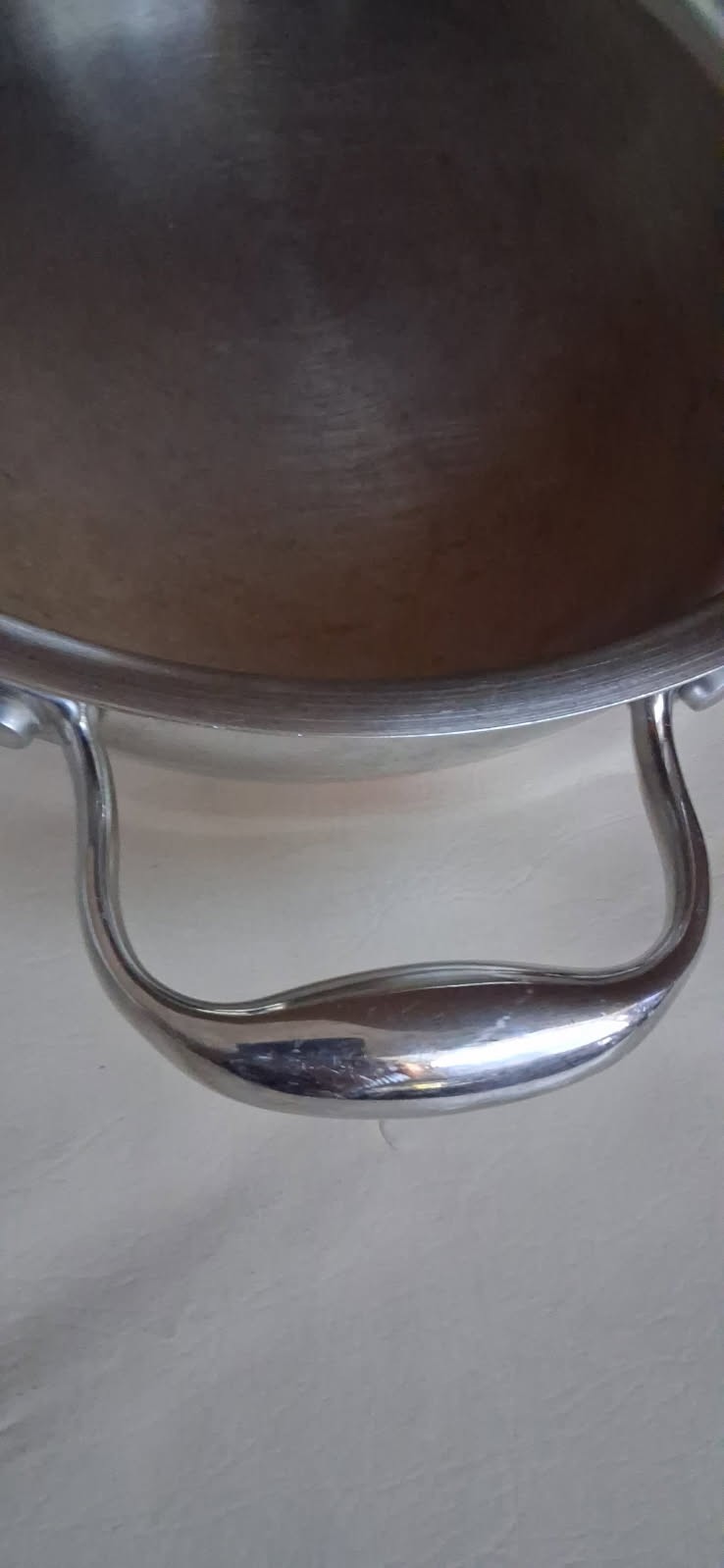 Kirkland Signature Pro Quality Stainless Steel Saute Pan Copper Core 3.5Qt W/Lid