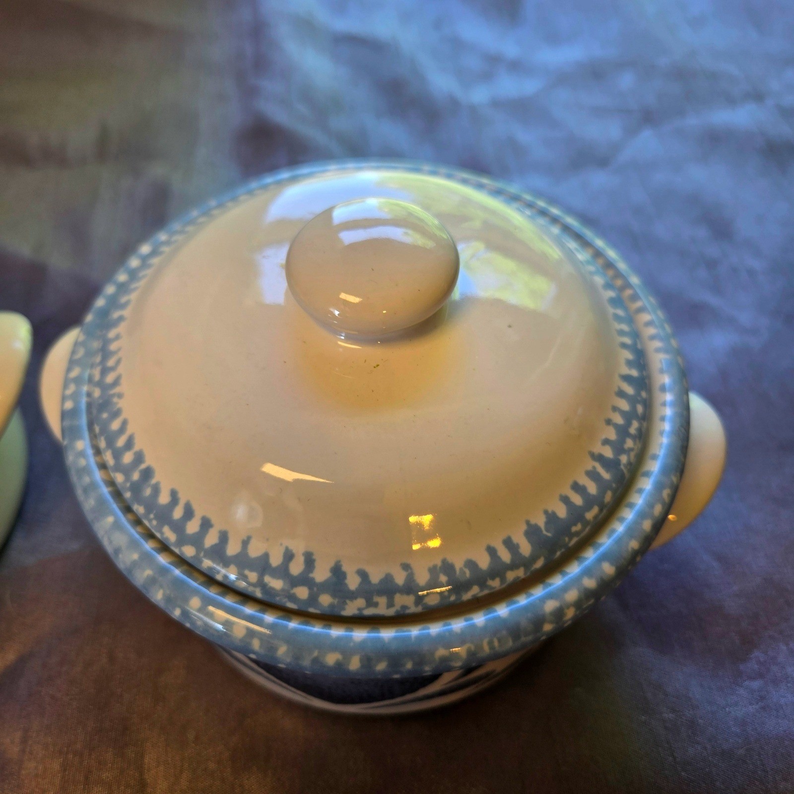 Stoneware Mini Crocks w/ Lids Blue Heart Spongeware Bean Soup Pots Set of 2