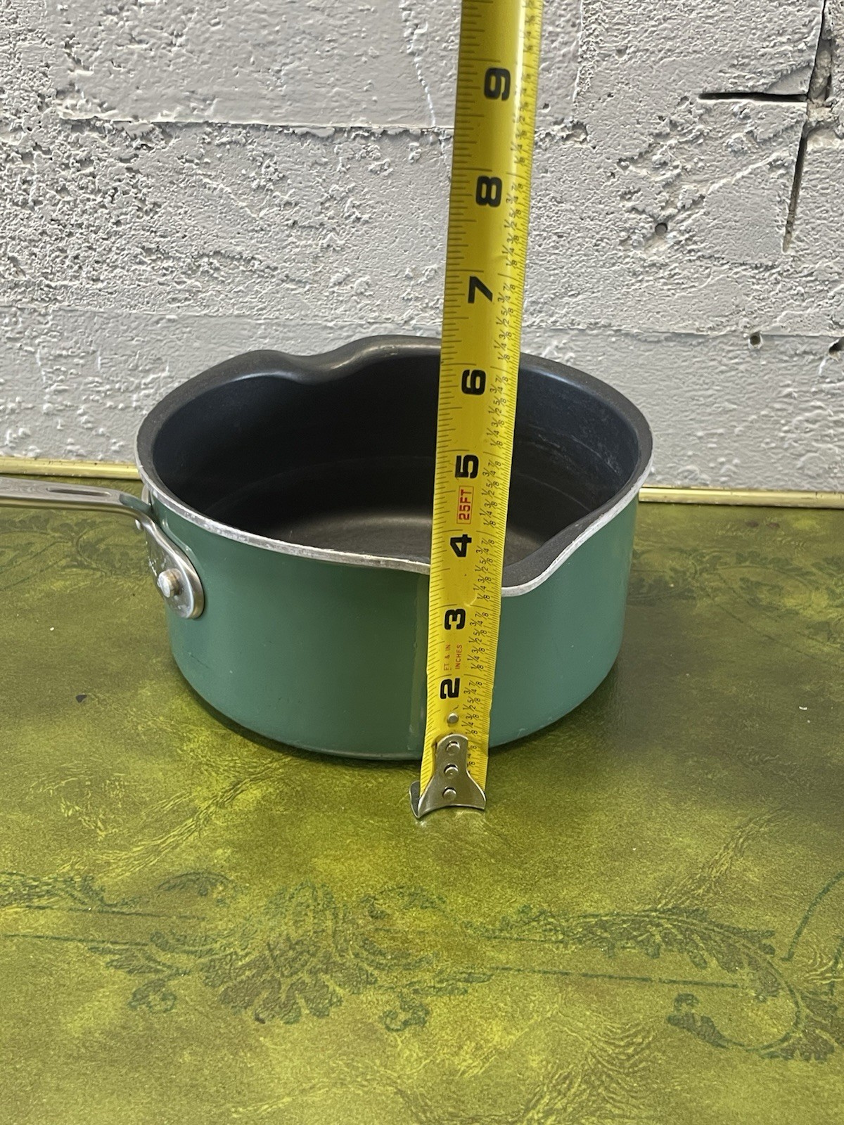 EMERIL 2 Qt Green Sauce Pan Double Pour Spout Steel Pot Handle