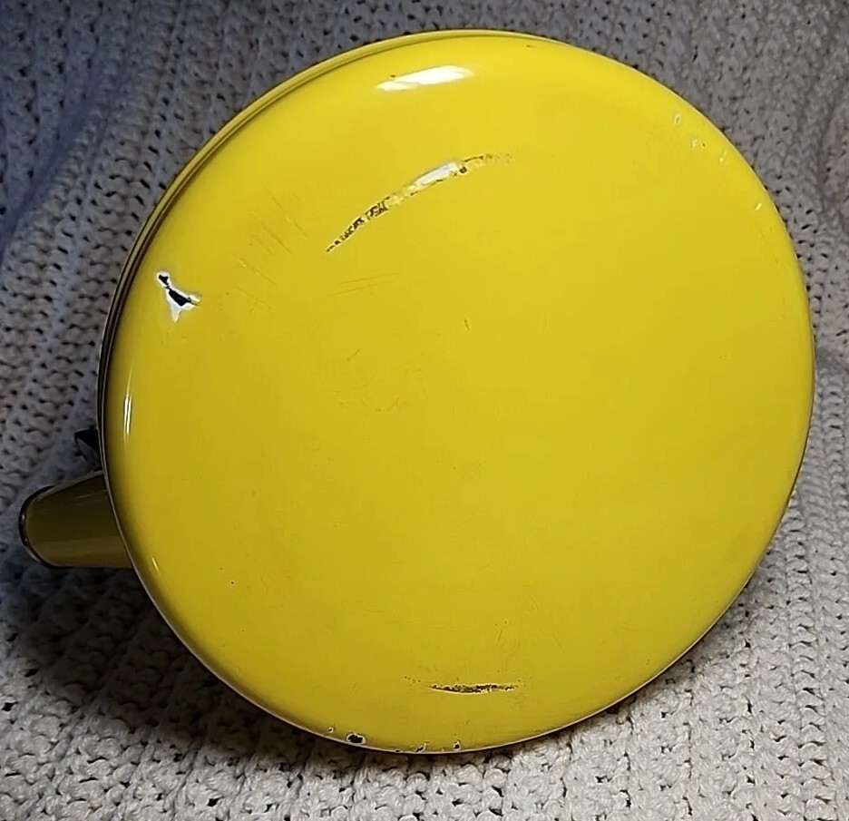 Chantal Teapot Kettle Enamel Steel Canary Yellow 1.7 Quart Read Flaw Limited Ed