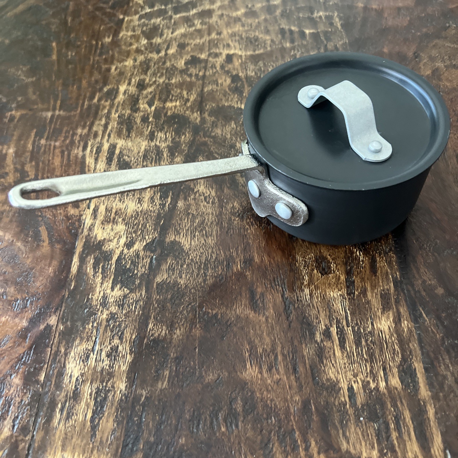 Calphalon Commercial Anodized Aluminum 1/2qt. (2 Cup) Sauce Pan Pour Spout & Lid