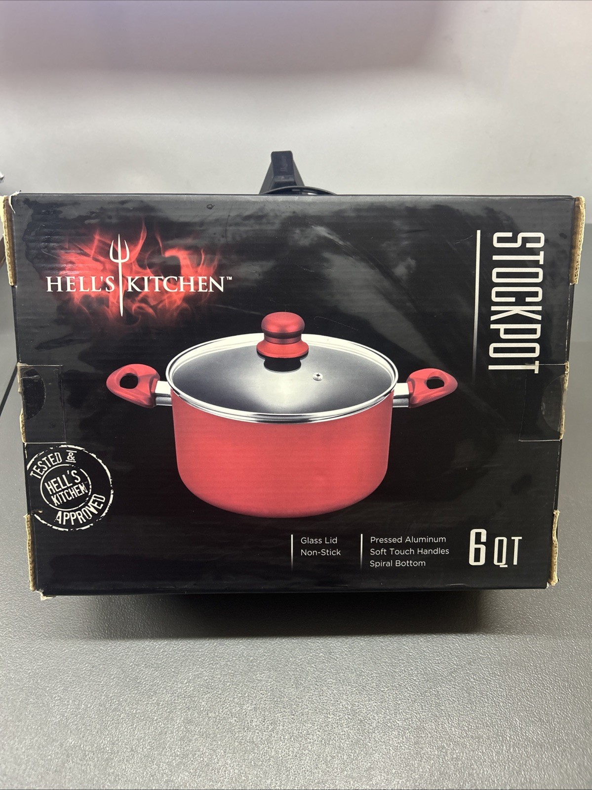HELL’S KITCHEN STOCKPOT * 6 QT * RED ~ BRAND NEW ~OPEN BOX