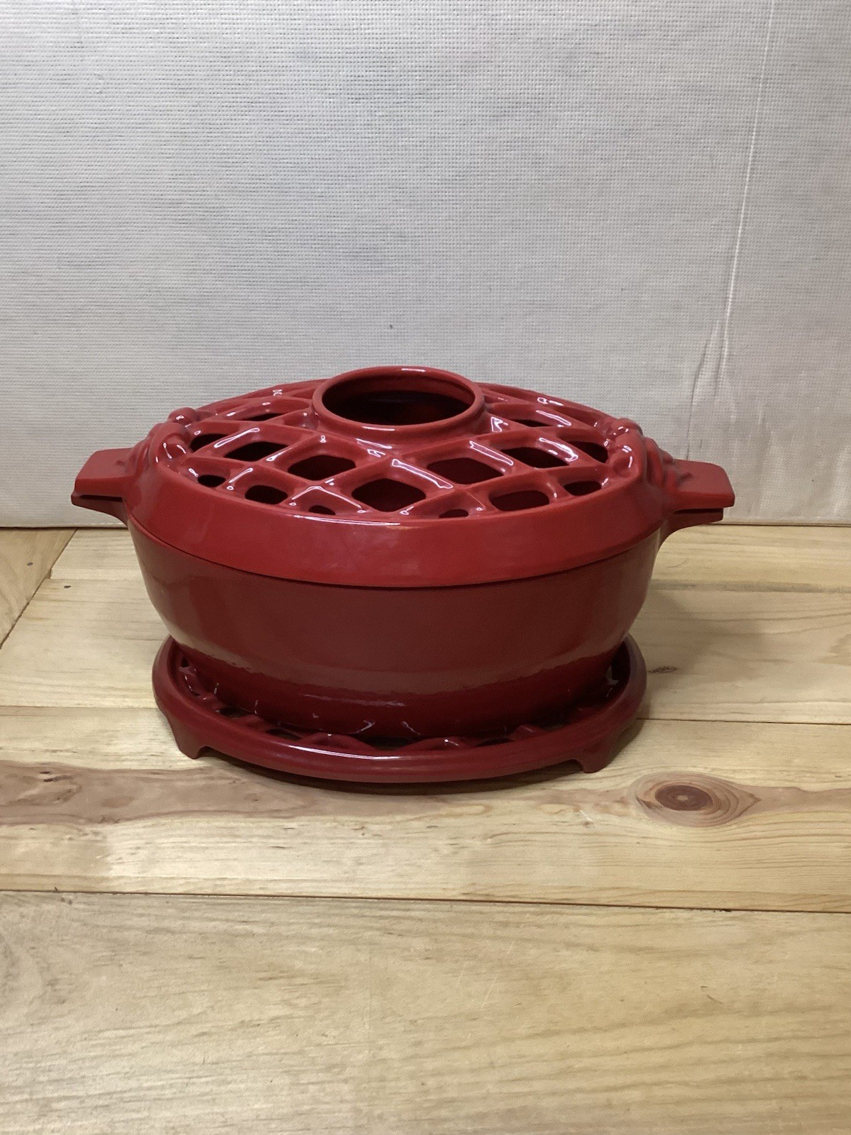 Cast Iron Wood Stove Steamer Pot – Fireplace Humidifier red enamel John Wright