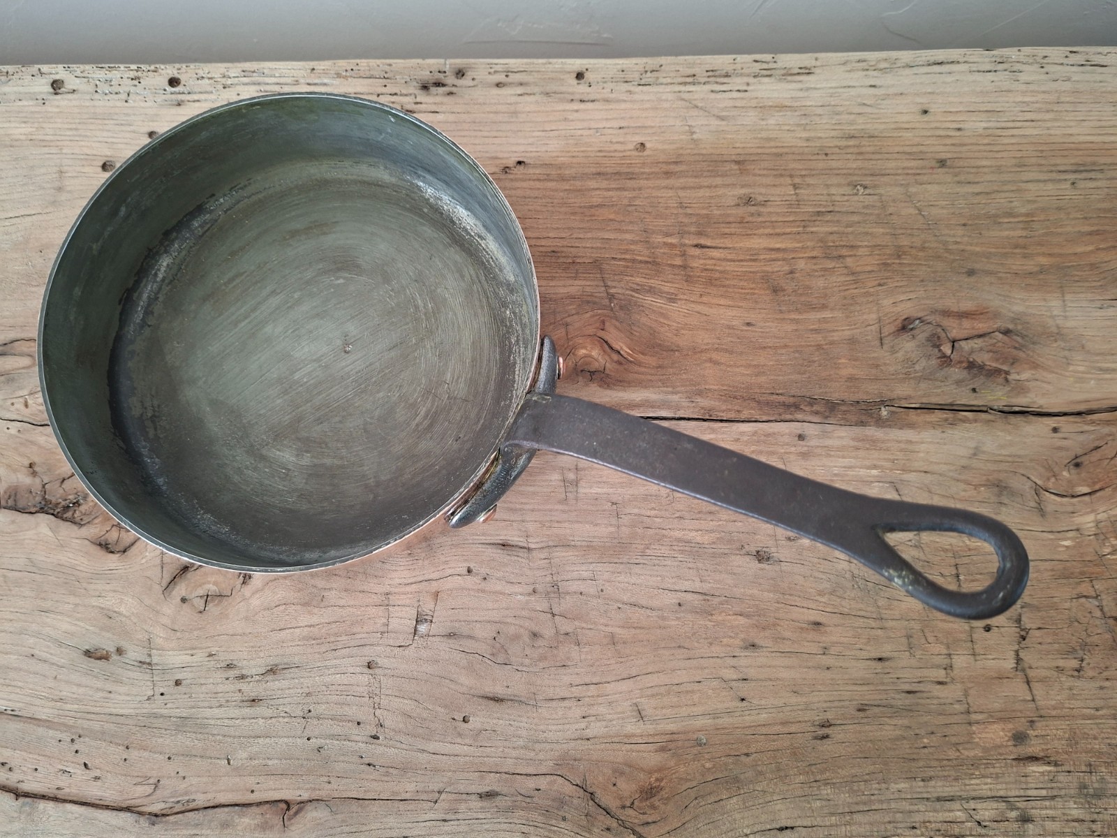 VINTAGE COPPER SAUTE PAN VILLEDIEU HAMMERED 3 mm TOQUE