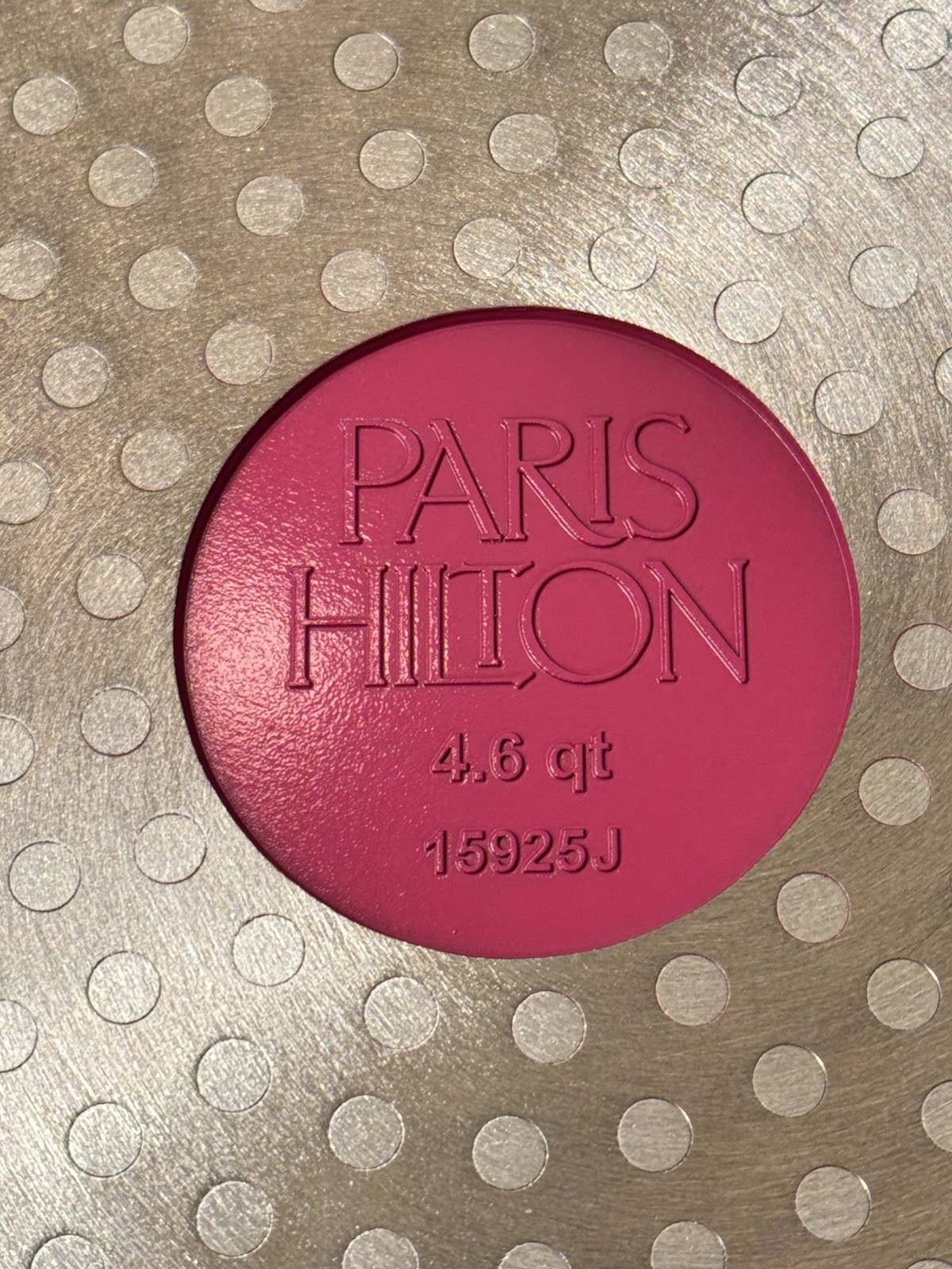 Paris Hilton 4.6 Qt Cast Aluminum Dutch Oven in Hot Tropic Pink Rare & VHTF!