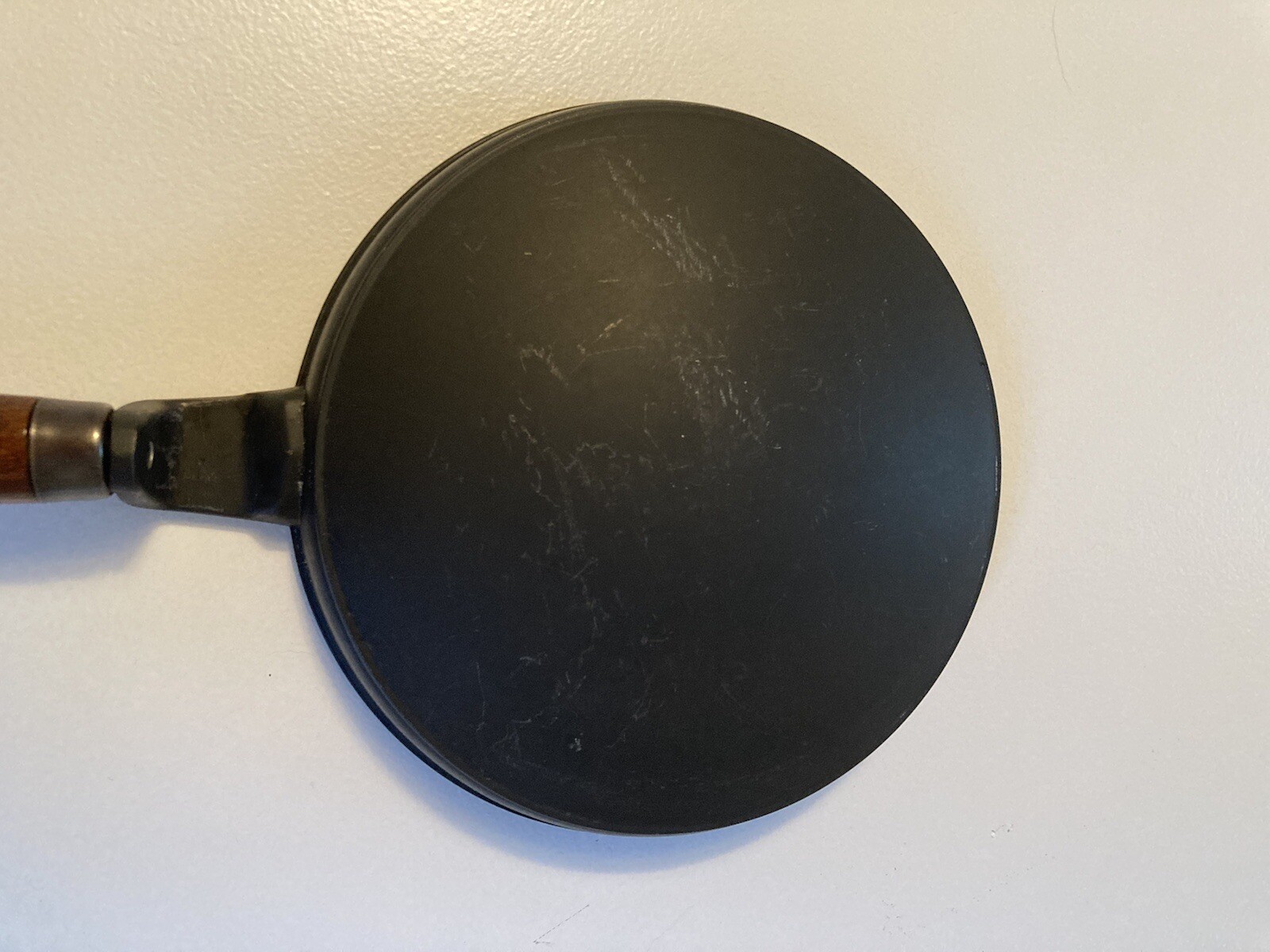 Vintage NORDIC WARE CREPES N’ THINGS 8″ Cast Aluminium W/ Wooden Handle USA Made