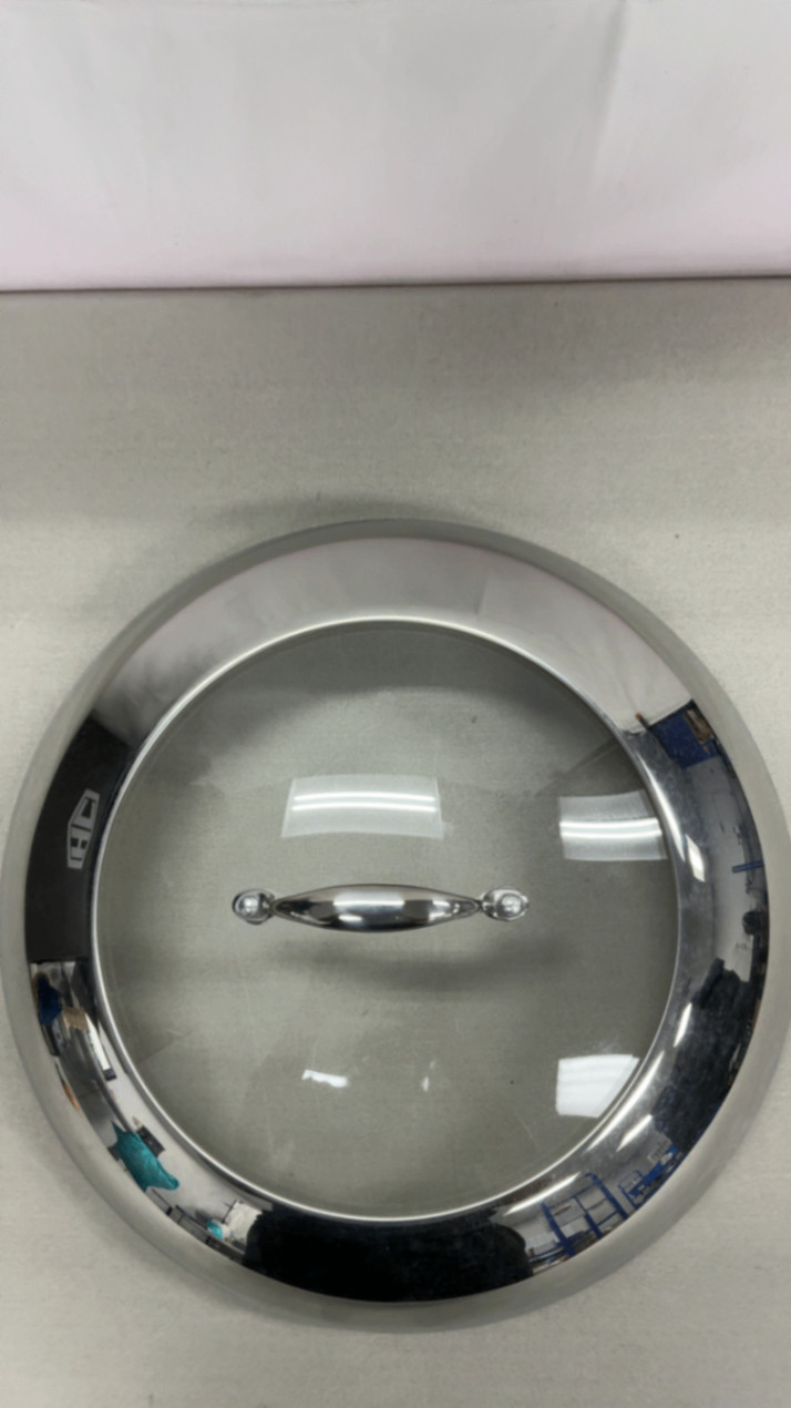 HexClad Hybrid Nonstick 14-Inch Frying Pan with Lid