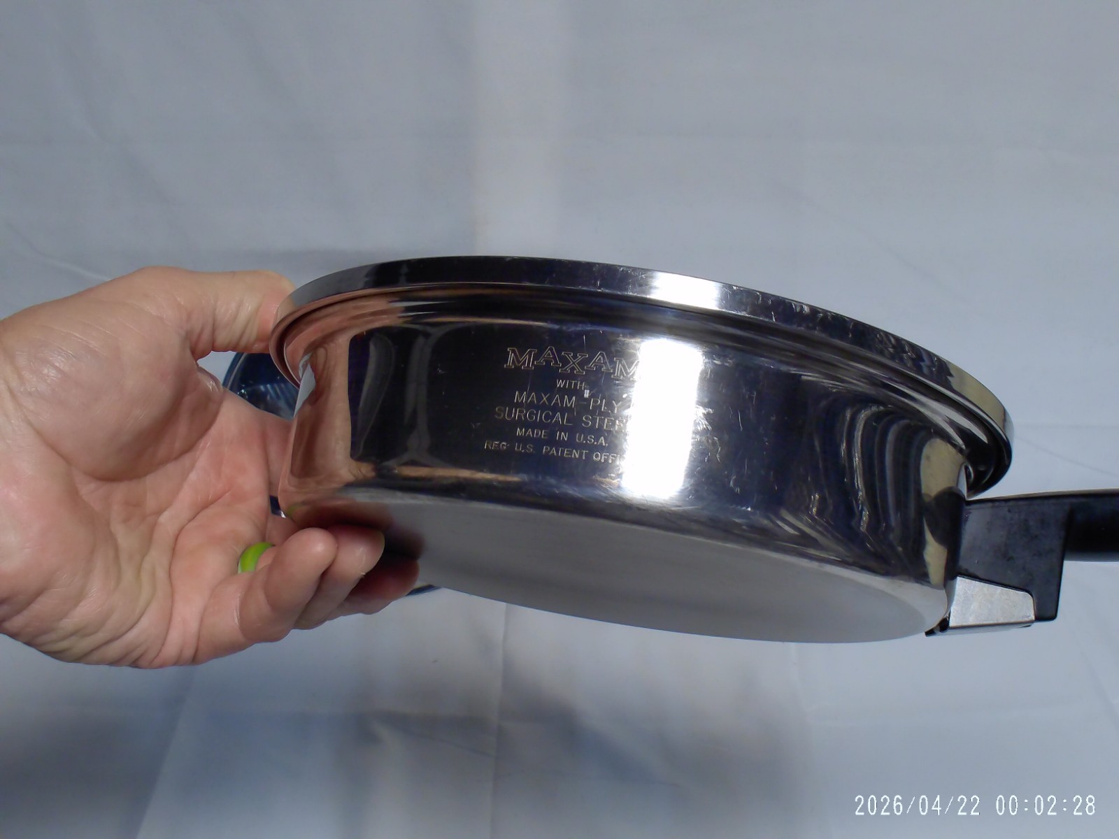 ‘Pre-Owned’ Maxam 8.5″ w/ Maxam-Ply Surgical Steel Sautee Fry Pan w/ Lid
