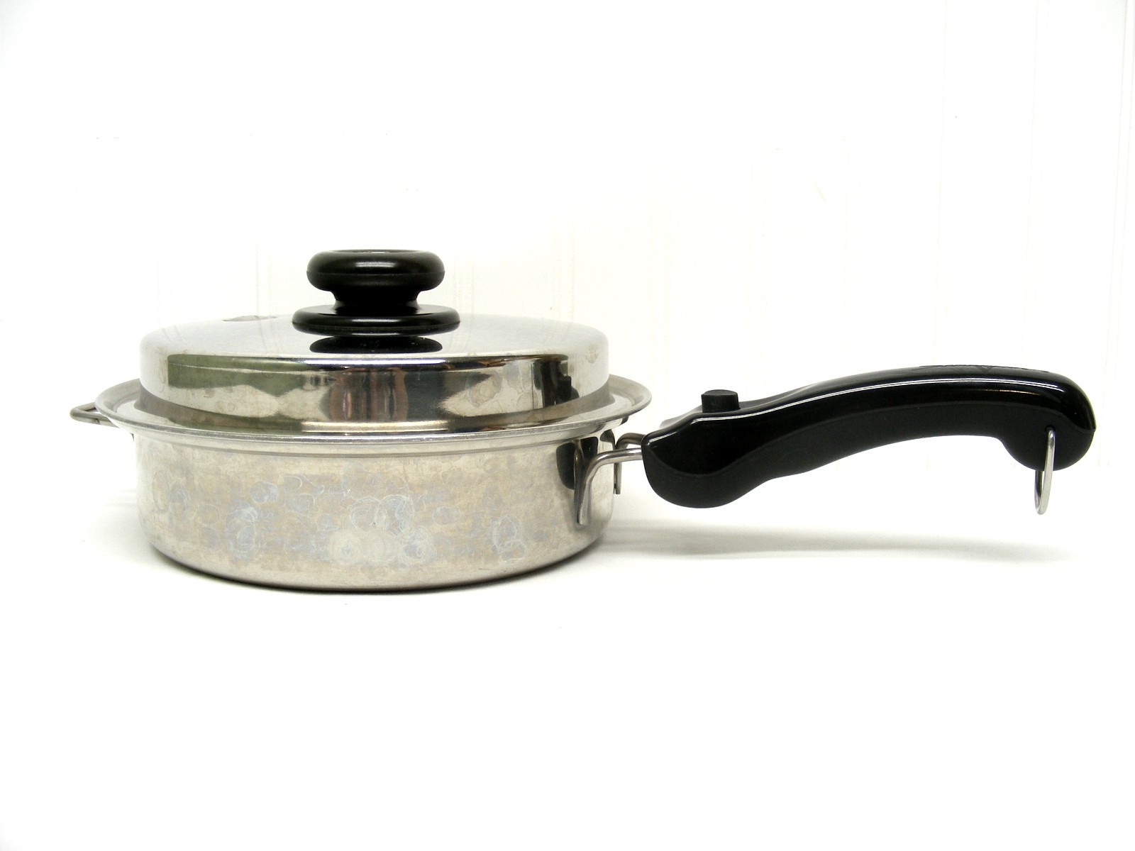 Saladmaster VERSA TEC TP304-316 9″ SKILLET SAUTE PAN Vapo Lid Long Handle