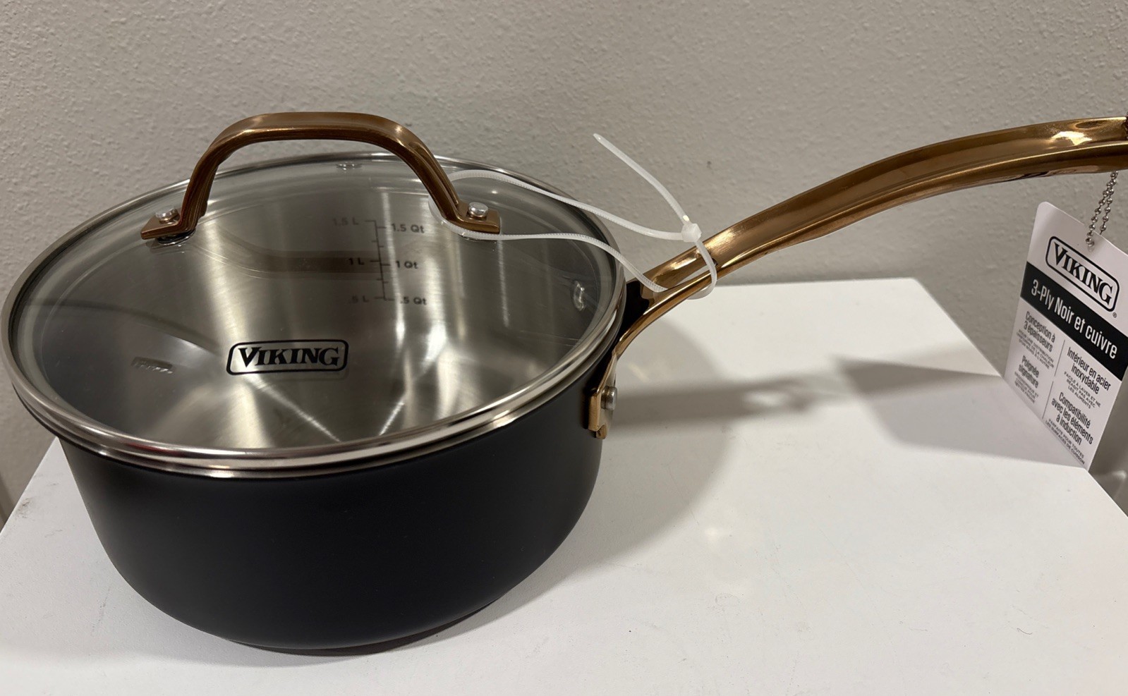Viking 3-Ply Black Copper Sauce Pan w/ Glass Lid 2.25 Qt NWT MEASUREMENTS RARE