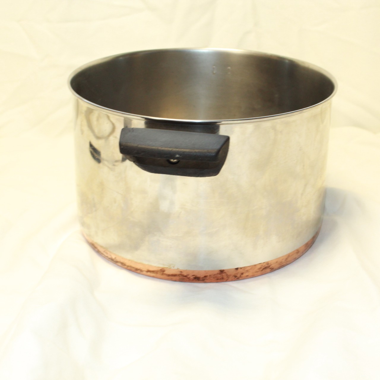 Revere Ware 1801 6 QT Copper Bottom Stock Pot W/ Ladle -Clinton, ILL 95l- NO LID