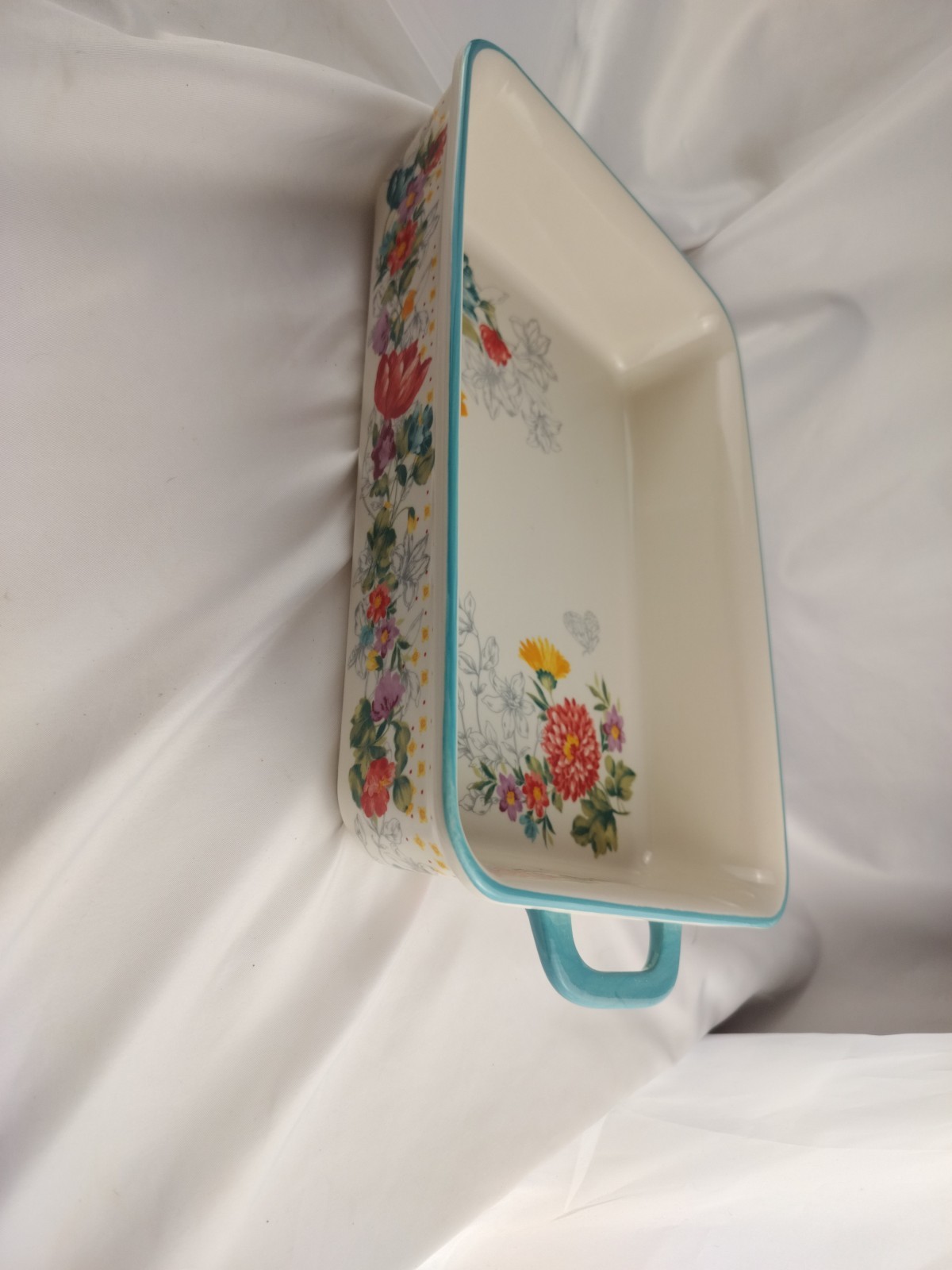 The Pioneer Woman Ceramic 9 x 13 Baker w/Lid – Blooming Bouquet With Baking Lot!