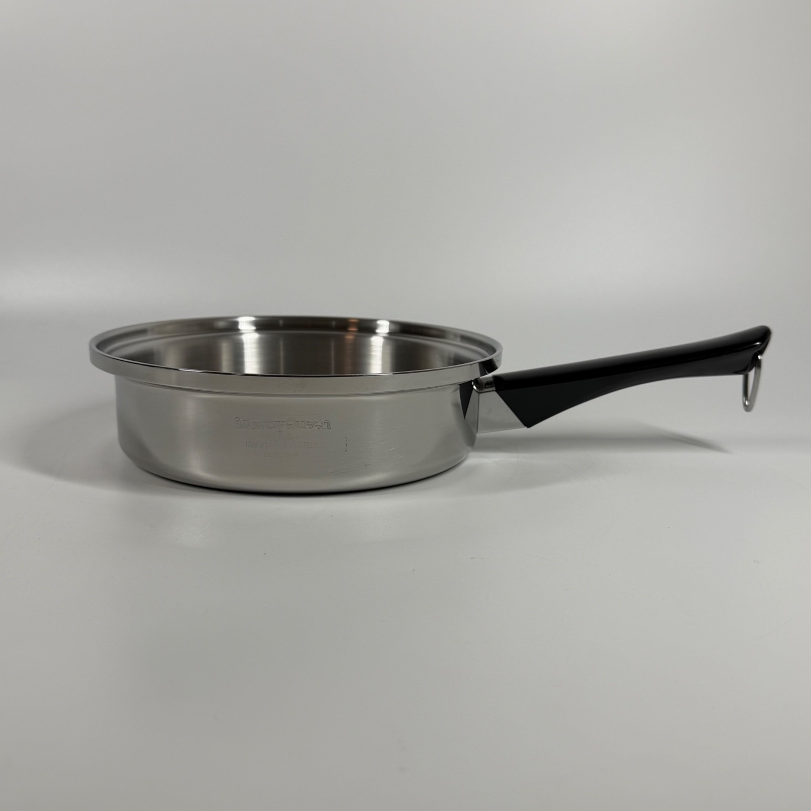 VTG 8” Amway Queen Stainless 1.5 Qt Saute Pan & 2.5 Qt Sauce Pan Set w/ Lid
