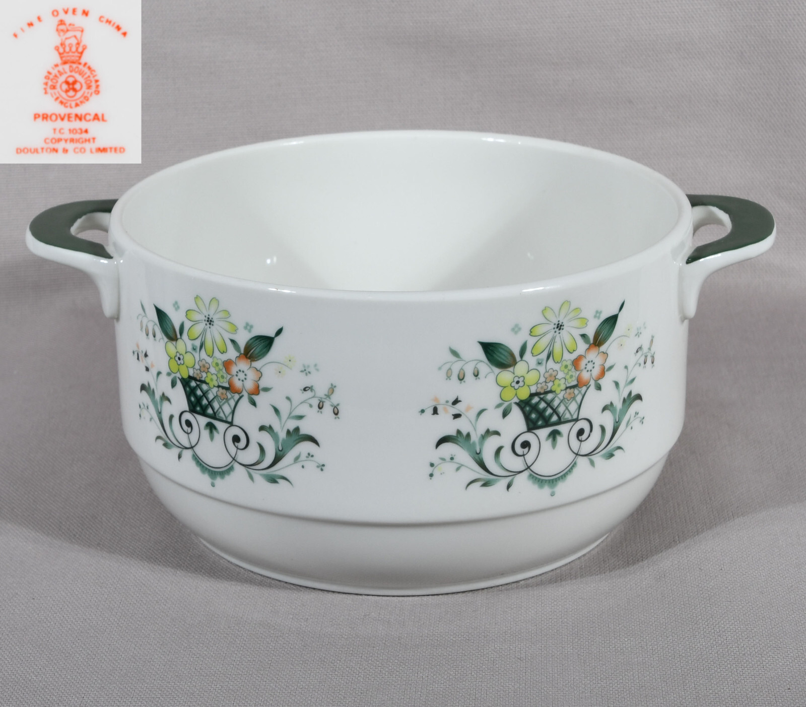 Royal Doulton Provencal 2 Quart Casserole Green Handles No Lid 8 1/2 DIA