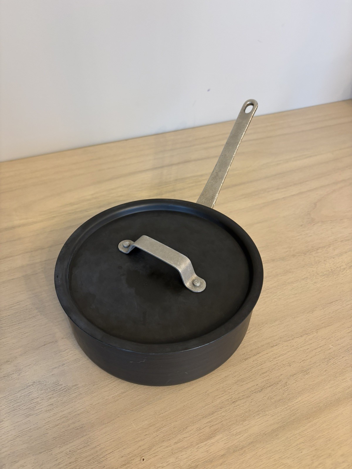 Calphalon Commercial 2.5 Quart Pot Aluminum Hard Anodized with Lid Vintage