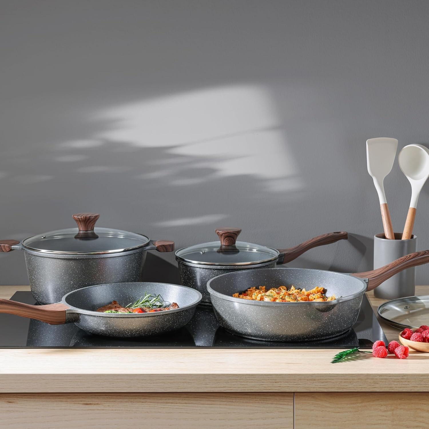 Swiss Nonstick 13-Piece Cookware Set – Lightweight Aluminum & Easy to Clean
