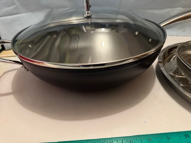 JUMBO 5 QT SAUTEING/ FRYING / STEAMER 12″ COVD PAN W/ STAINLESS STEEL INSERTS