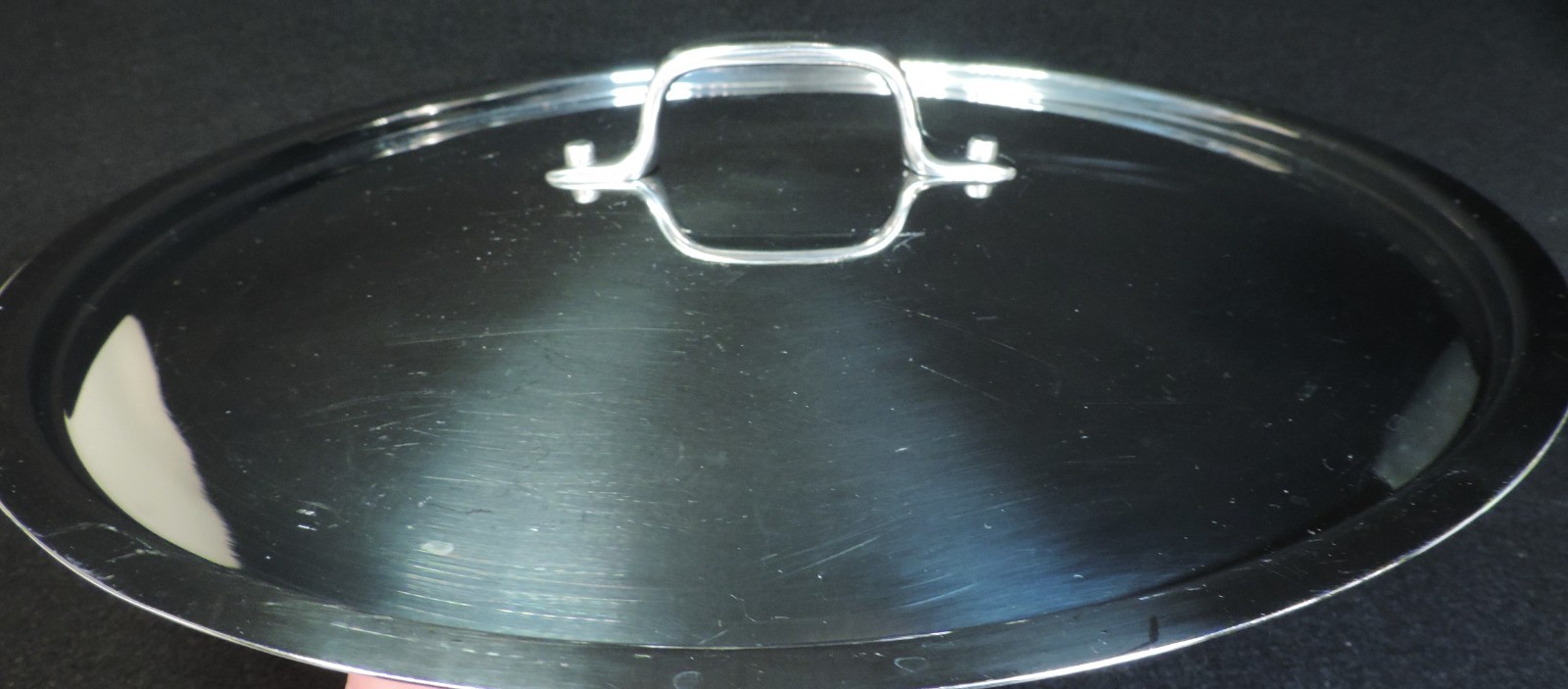 ALL-CLAD POLISHED STAINLESS STEEL PAN LID (13.75 OD, 12.75″ID) squared edge