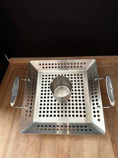 ALL-CLAD OUTDOOR STAINLESS STEEL CHICKEN ROASTER 11”X11”